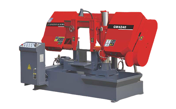 共青城GW4240双柱卧式带锯床