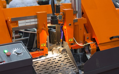 共青城龙门带锯床具备哪些优点？